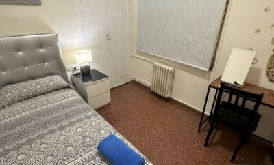 Room for one person near Plaza España V4