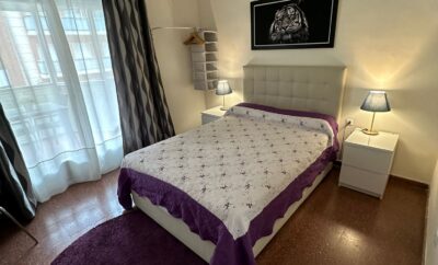 Cozy room with balcony in the center of BCN V2