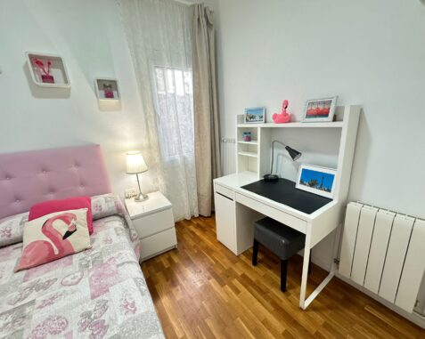 Nice room near Plaza España in BCN A1