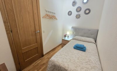 Ar1 Single Room with Shared Bathroom