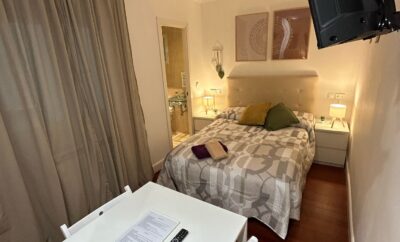 Angel2 – junto a SOL, habitación doble con baño privado