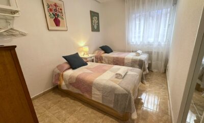 Twin room near Gran Via metro station Gen4